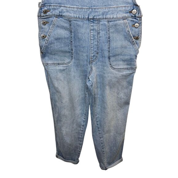 Old Navy Women's 8 Light Wash Blue Jean Denim Overalls - Picture 3 of 16